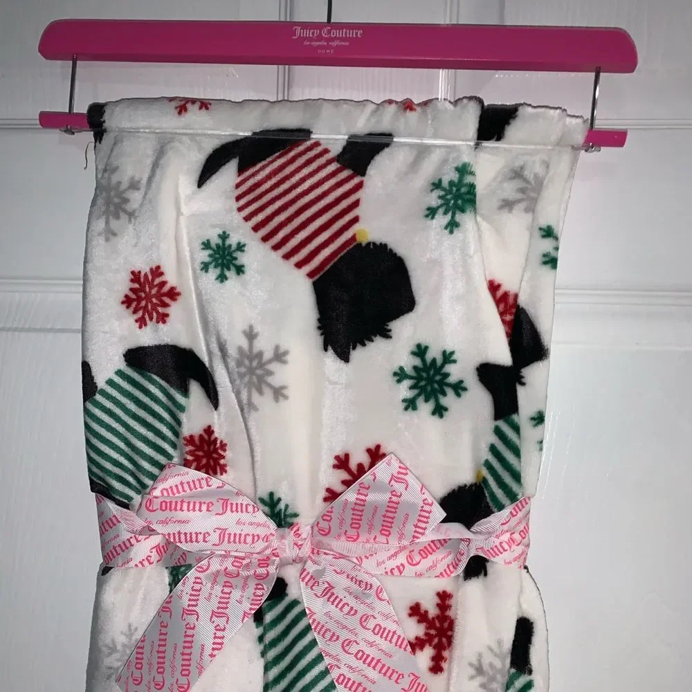 White Christmas Dog Snowflake Juicy Throw Blanket